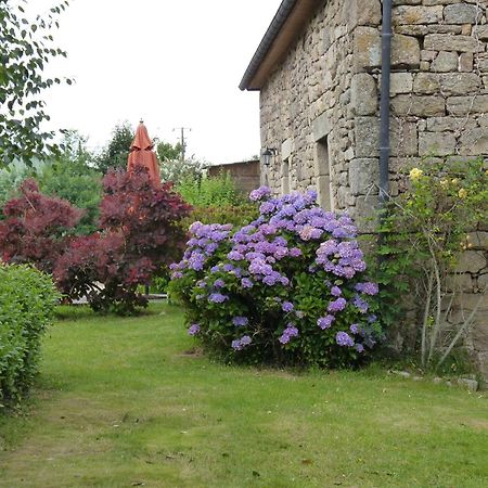 Gites De La Haie Plouegat-Moysan Екстер'єр фото